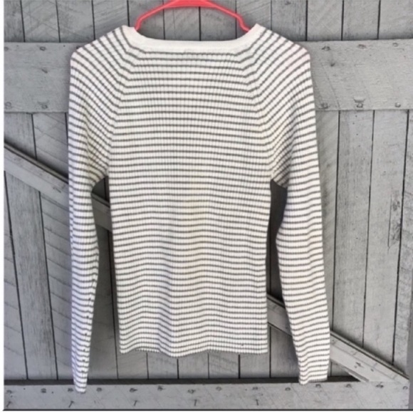 GAP Long Sleeve Stripe Top - Picture 5 of 5